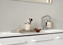 Discount 9 Vægophængt Sæbedispenser, Dispensere & Tandkrus
