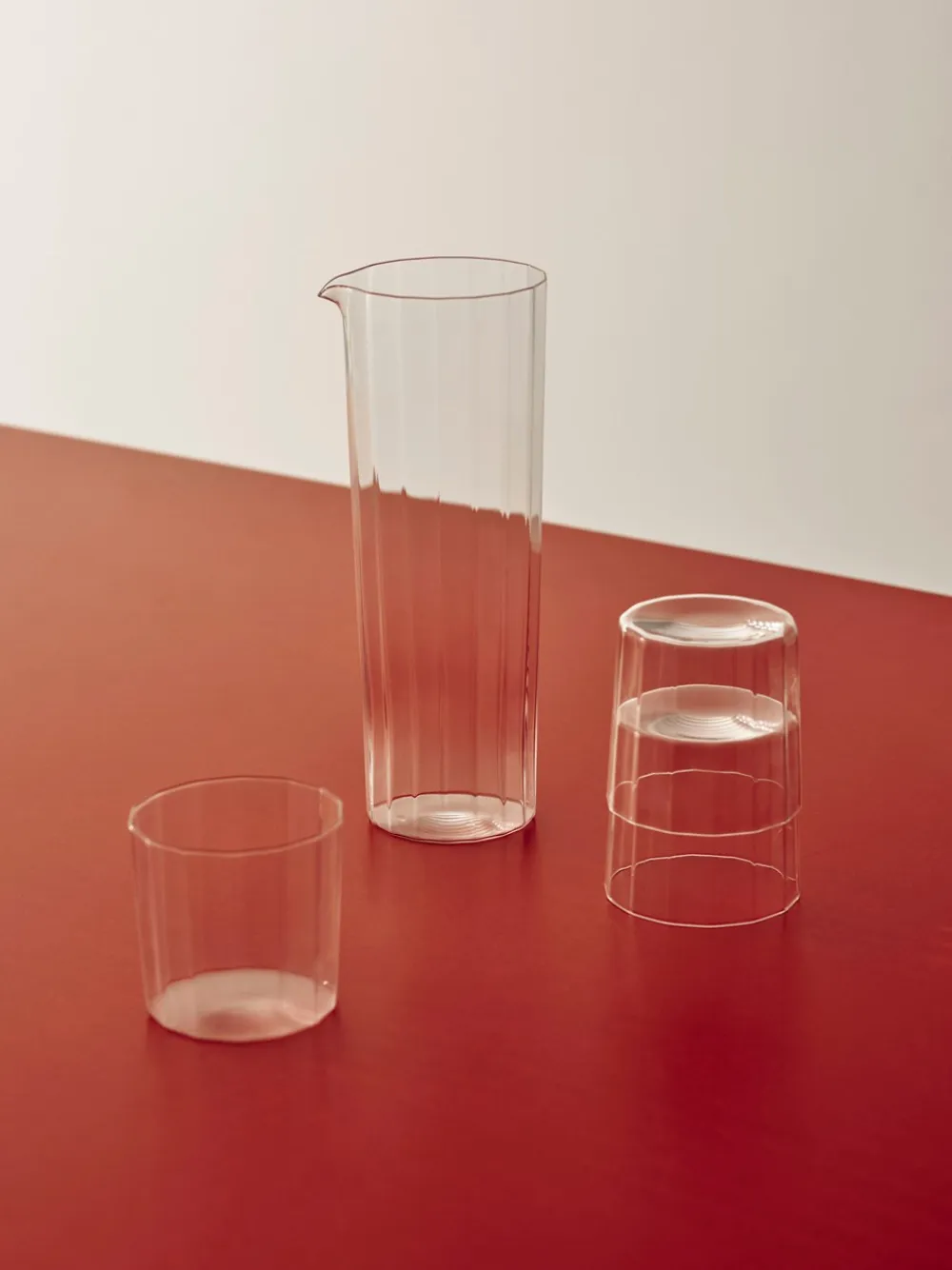 HAY Angle Carafe Karaffel, , 0,9 L- Kander & Karafler