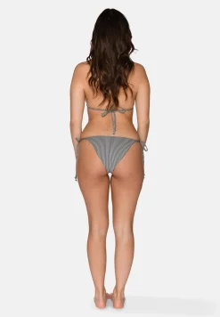 Outlet Carin Bikinitrusser, , M Dame Badetøj