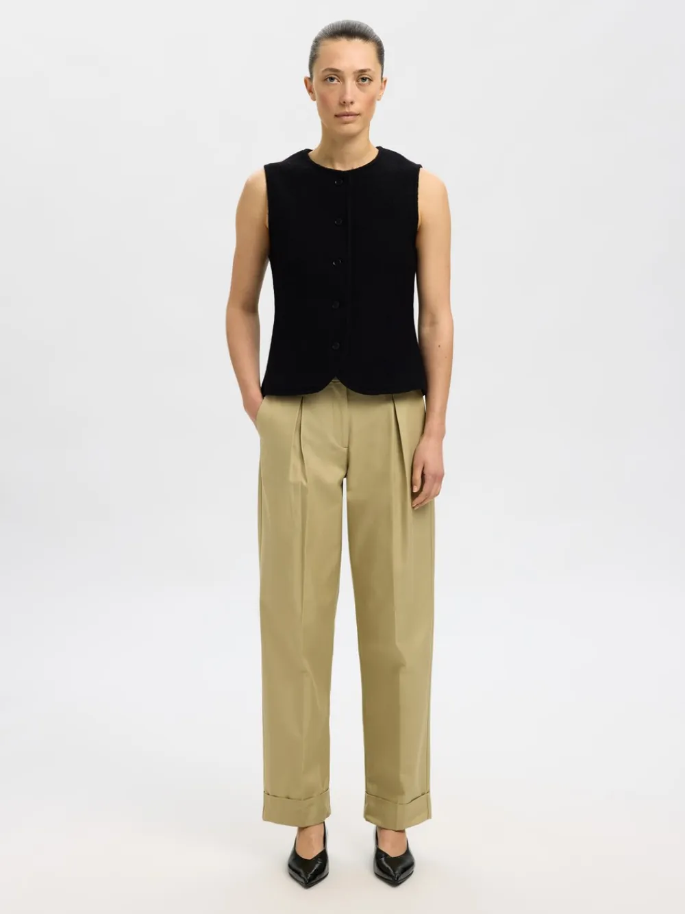 Selected Women Darla Knit Button Vest, , L-Dame Veste