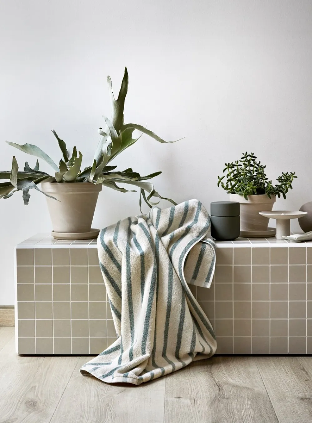 Høie Everyday Stripe Håndklæde, , 70x140 cm- Håndklæder & Vaskeklude