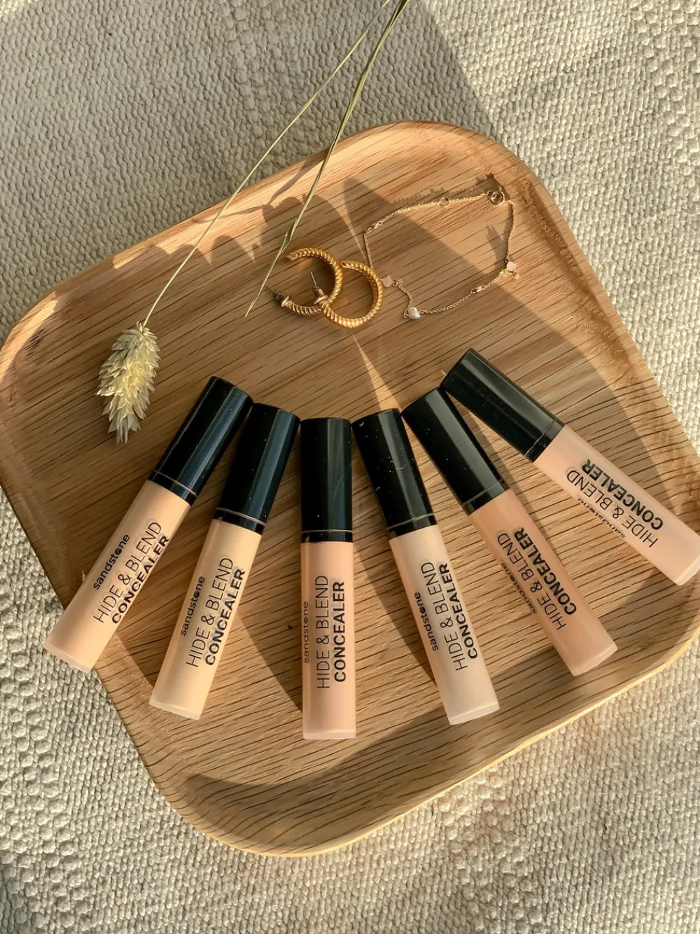 Sandstone Hide & Blend Concealer,- Ansigt