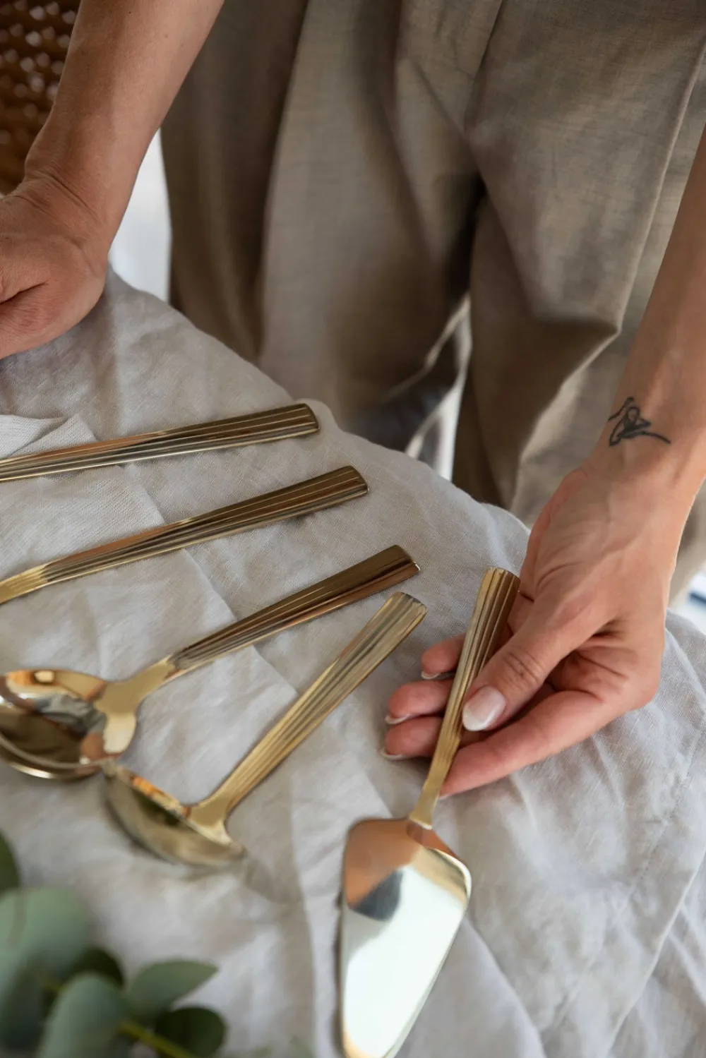 RAW Kagespade, Champagne Guld- Bestik