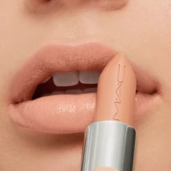 MAC ximal Sleek Satin Lipstick, Créme D'Nude- Læber