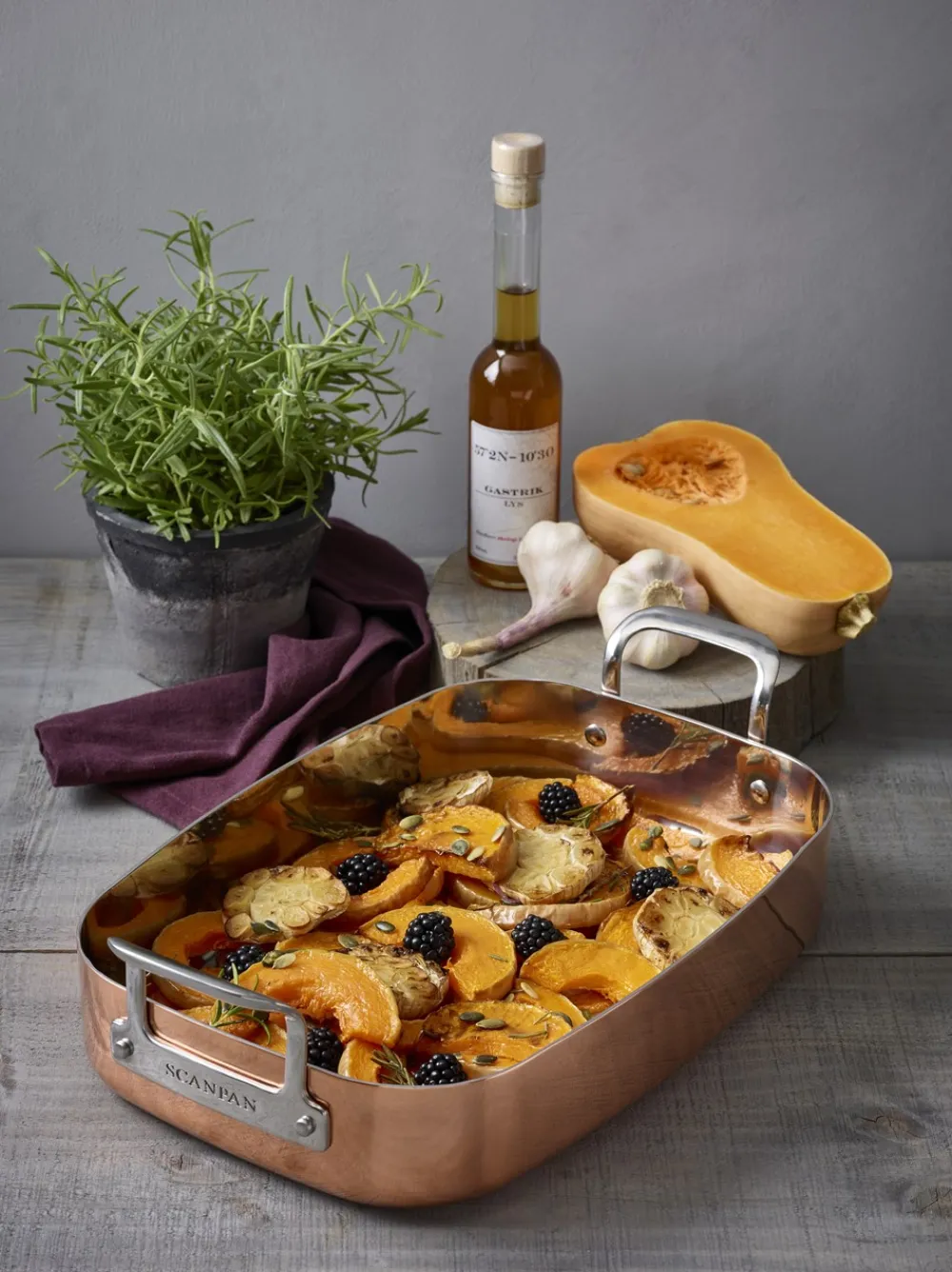 SCANPAN Maitre D' Bradepande, 24x35 cm- Bagning