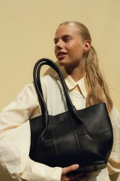 Hot Mane Small Shopper, Dame Shoppere