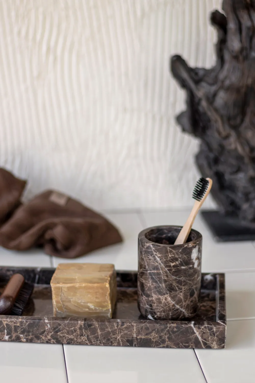Mette Ditmer Marble Tandbørsteholder,- Dispensere & Tandkrus
