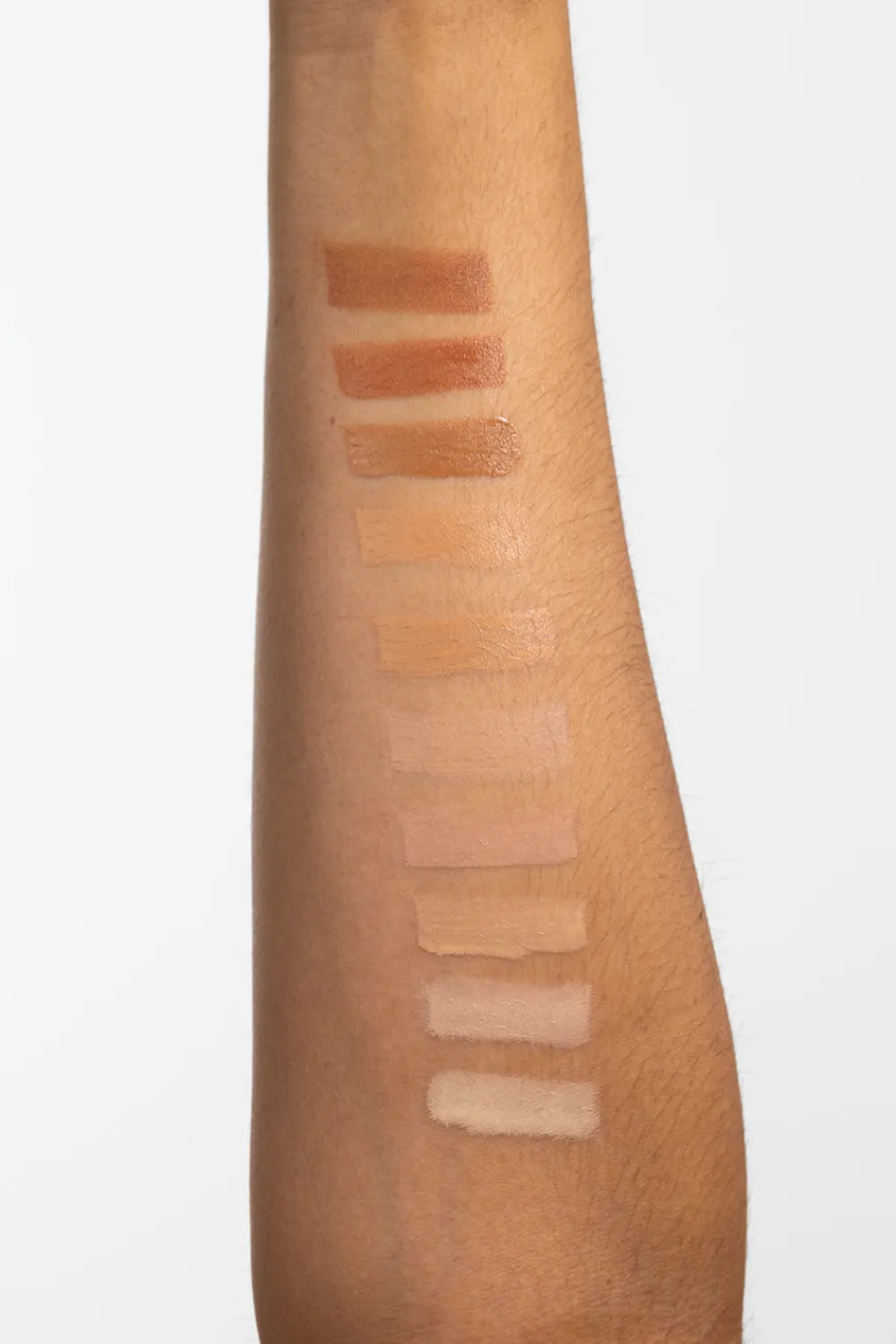 Minerals Pigments Serum Foundation, Ansigt