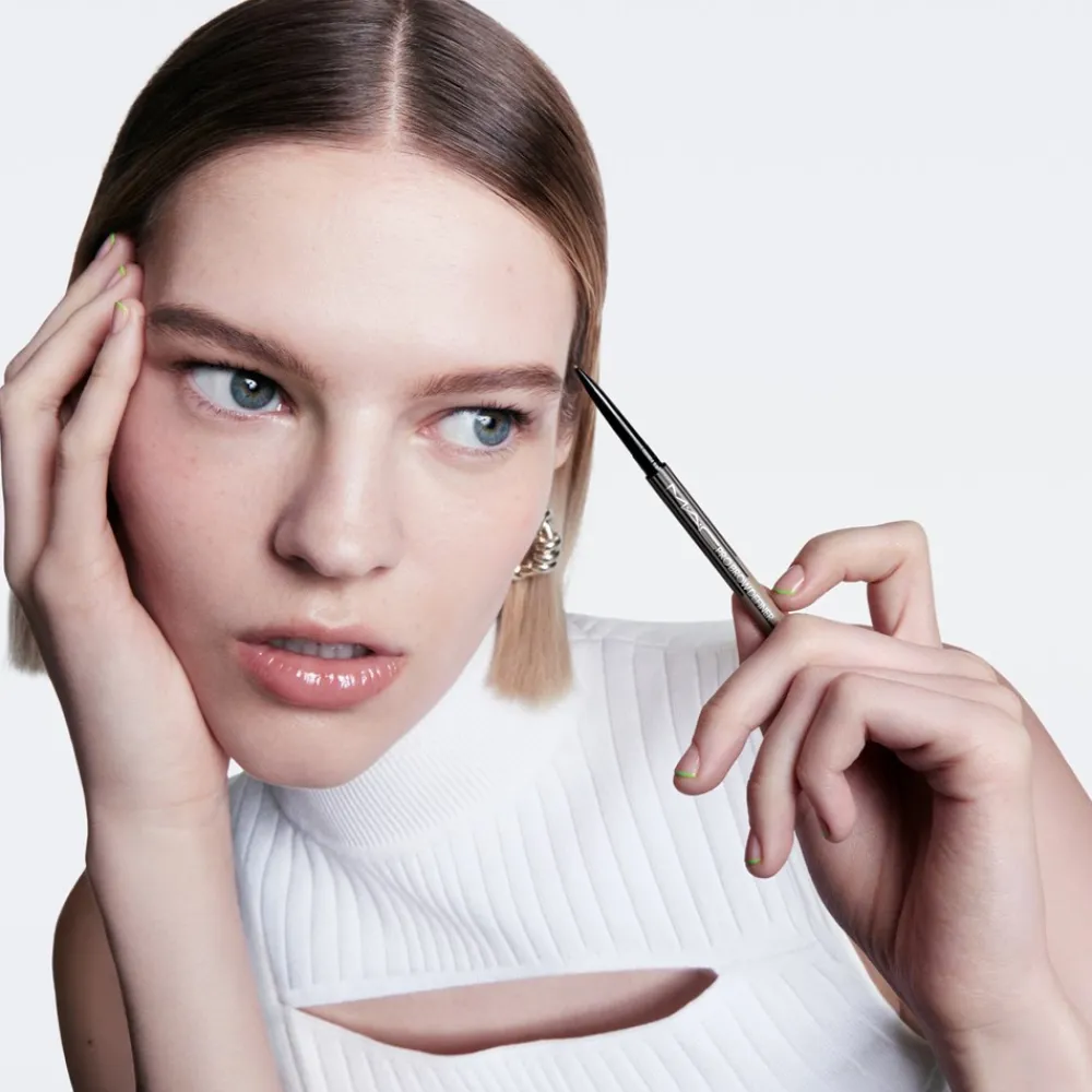 MAC 1MM Pro Brow Definer,- Øjne