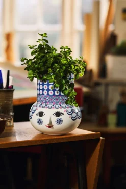 New Olga Vase, Vaser & Urtepotteskjulere