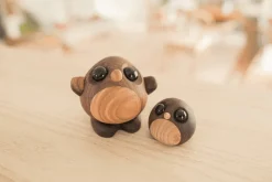 FableWood Pick-Me-Up Freddy Pingvinen- Pynt & Interiør