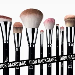 Dior Retractable Kabuki Brush, N° 17- Makeupbørster