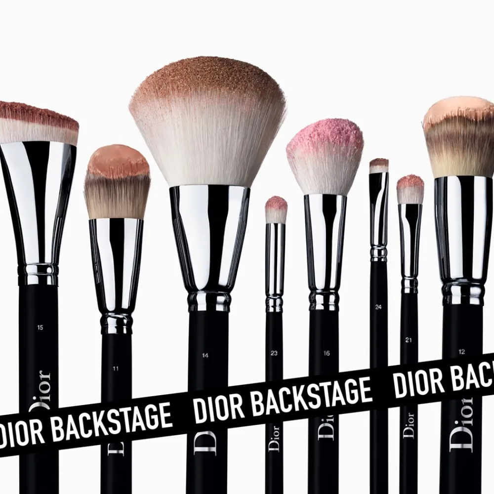 Dior Retractable Kabuki Brush, N° 17- Makeupbørster