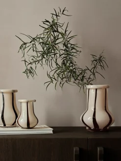 Sale Riban Vase, Vaser & Urtepotteskjulere