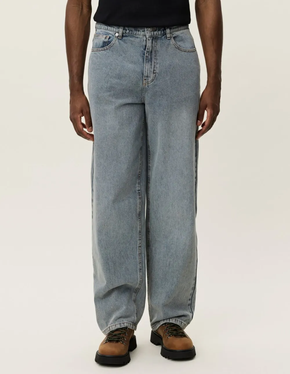 Clearance Roi Washed Denim Jeans, , W34/L32 Jeans