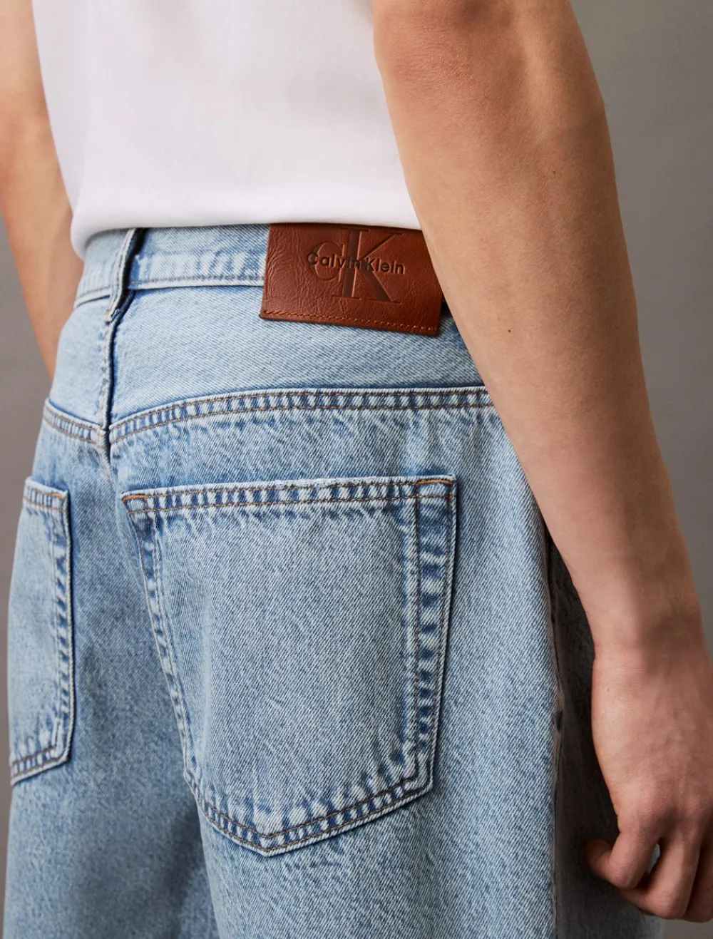 Discount 90's Regular Denim Shorts, , 34 Shorts