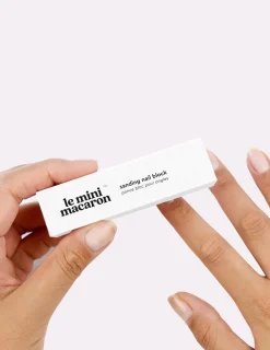 Le Mini Macaron Sanding Block- Negle