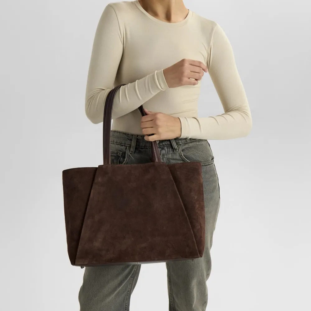New Saya Shopper, Dame Shoppere