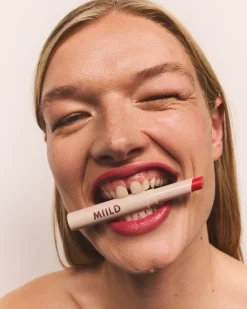 Sheer Lip Tint, Læber