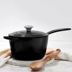 Le Creuset Signature Støbejerns Kasserolle, , 1,5 L- Gryder & Pander