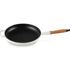 Le Creuset Signature Støbejerns Stegepande Med Træhåndtag, , Ø28 cm- Gryder & Pander