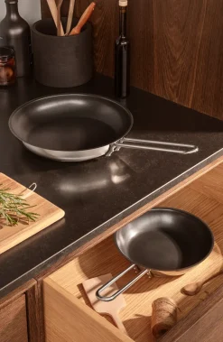 Eva Trio Stainless Steel Slip-Let Stegepande, Ø28 cm- Køkken|Gryder & Pander