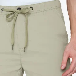Outlet Tech Shorts, , L Shorts
