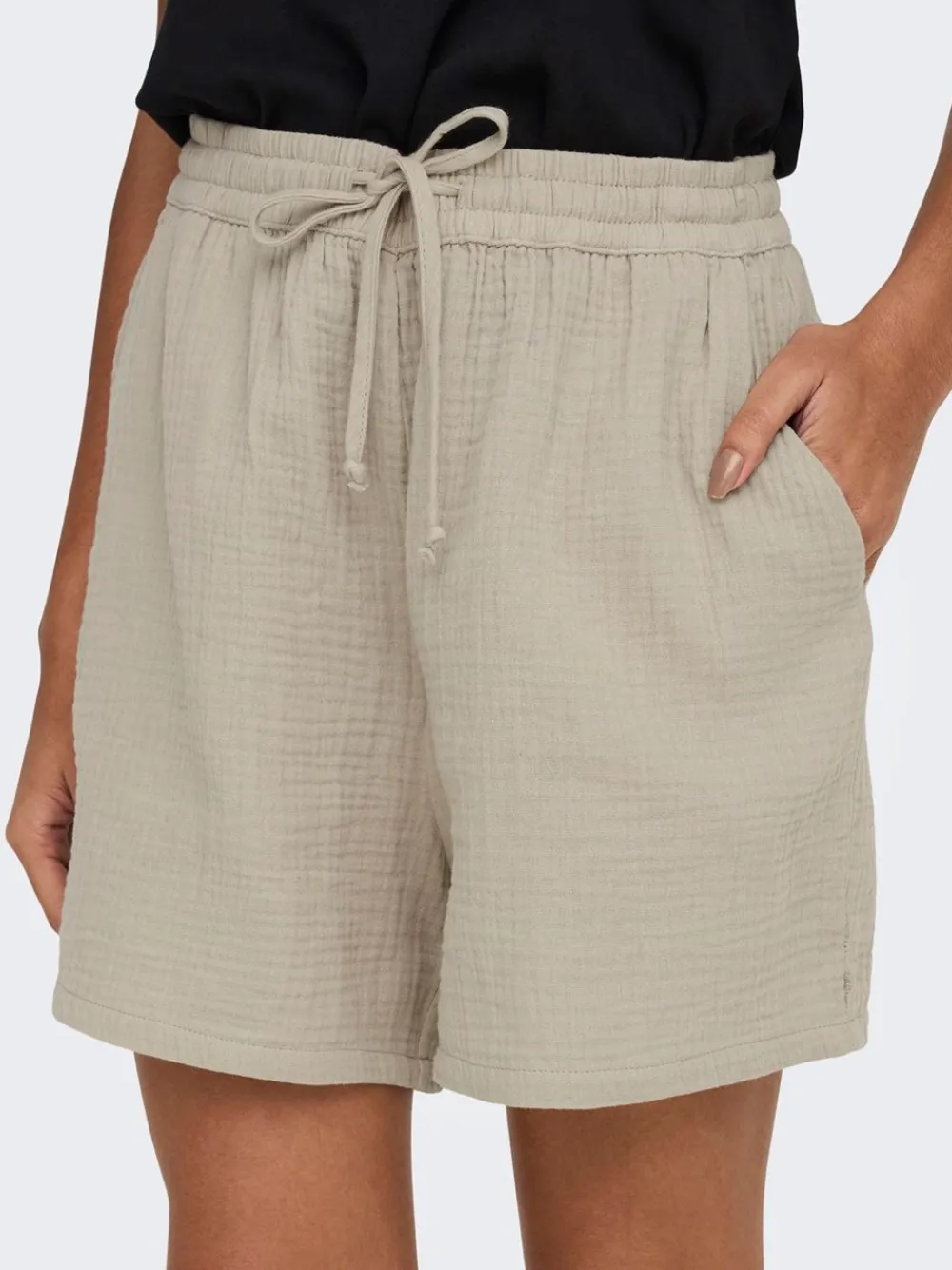 Outlet Thyra Shorts, , XS Dame Shorts