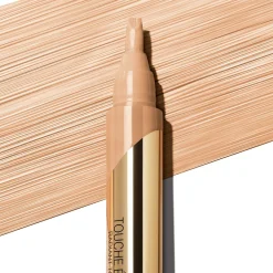 Touche Éclat Illuminating Pen, Ansigt