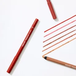 New Velvet Touch Waterproof Lipliner, Læber