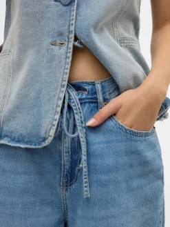 Vero Moda Villa Bermuda Denimshorts, , L-Dame Shorts