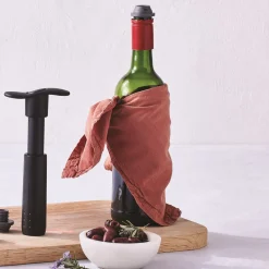 Le Creuset WA-137 Vinpumpe & Vinpropper- Køkkentilbehør & -Redskaber